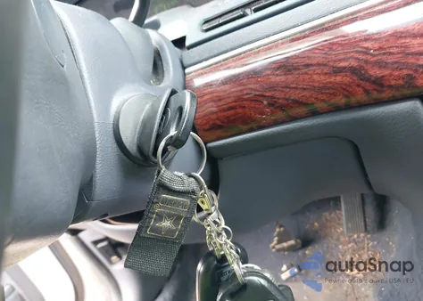 2000 Mercury Grand Marquis Ls from USA, damaged, VIN 2MEFM75W2YX603077